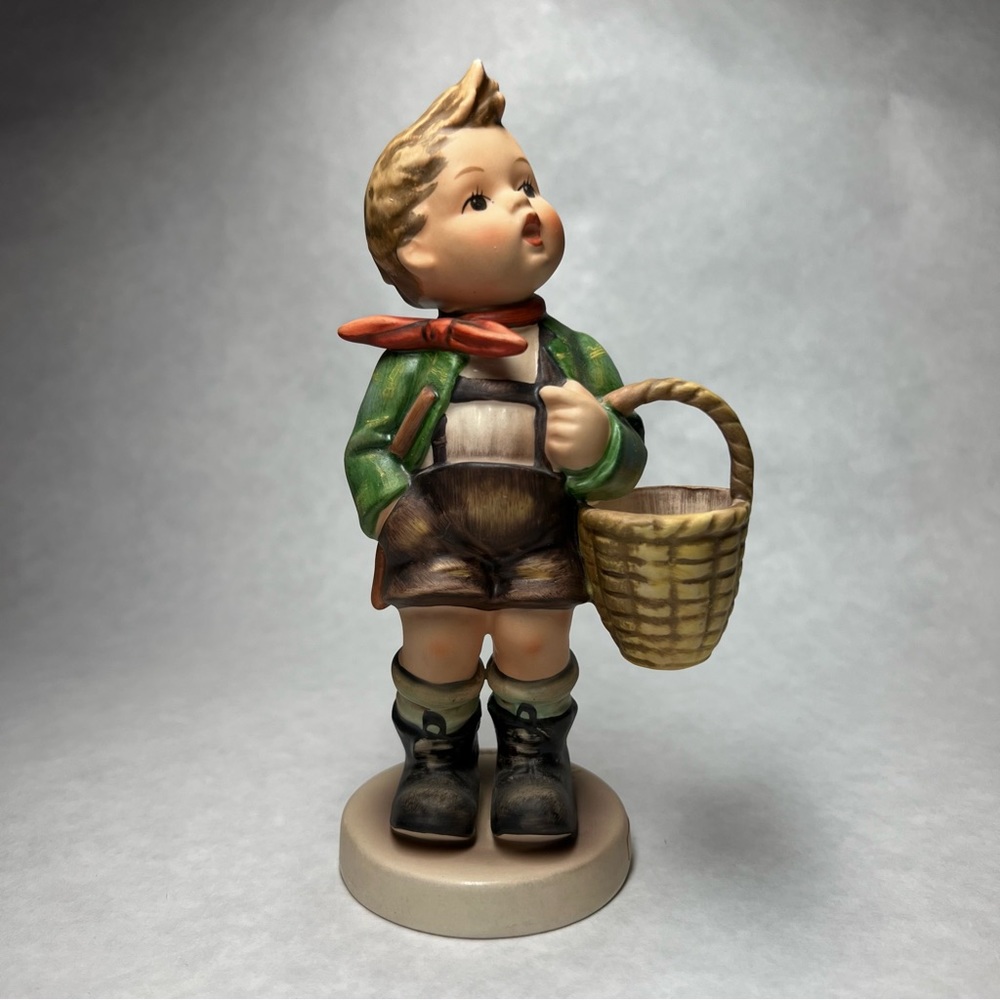 Hummel Village Boy
